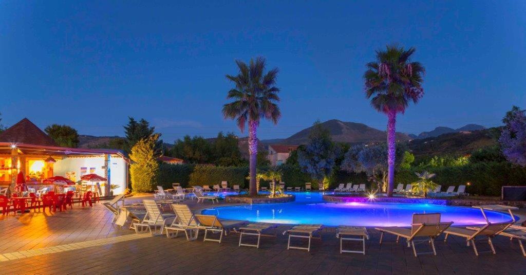 Villaggio Holiday Beach Diamante Extérieur photo